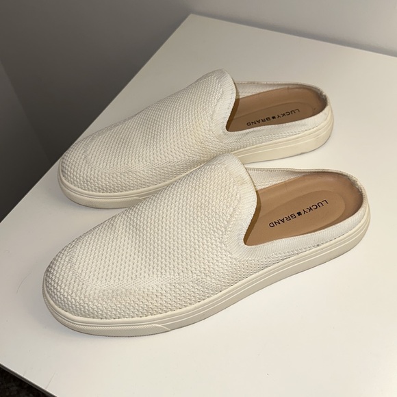Lucky Brand Slip On Shoes - Picture 3 of 6